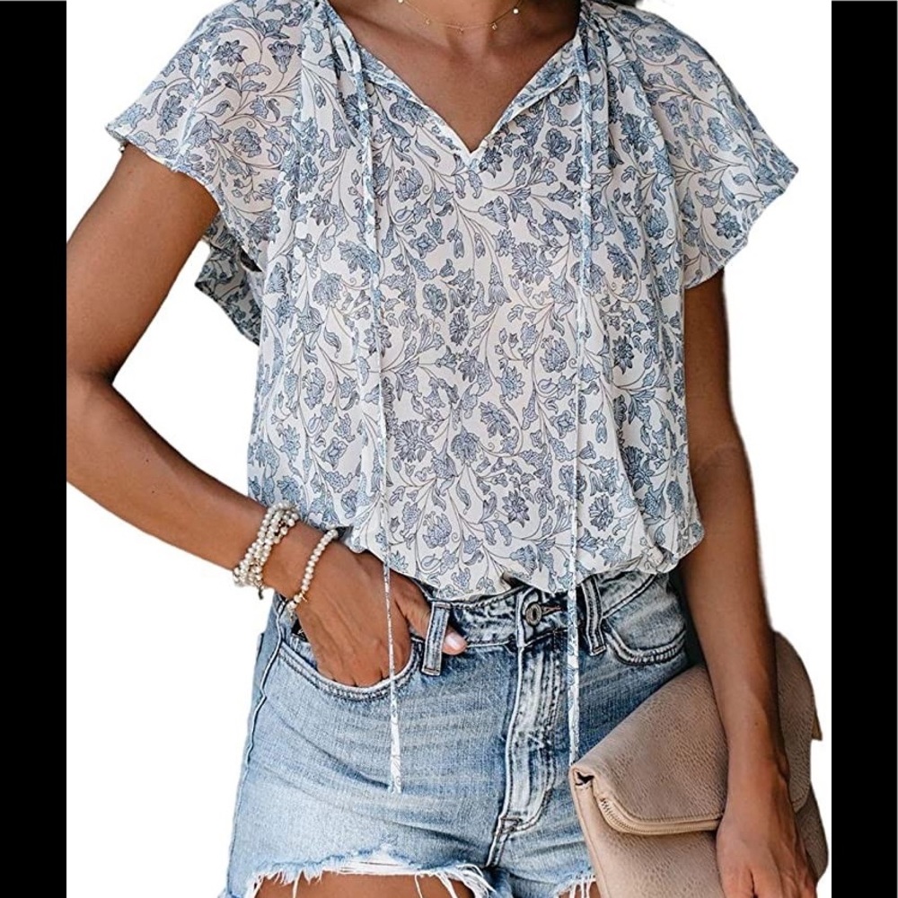 Womens floral white and blue flowy shirt